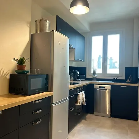 Le Coteau Center Near Train Station *